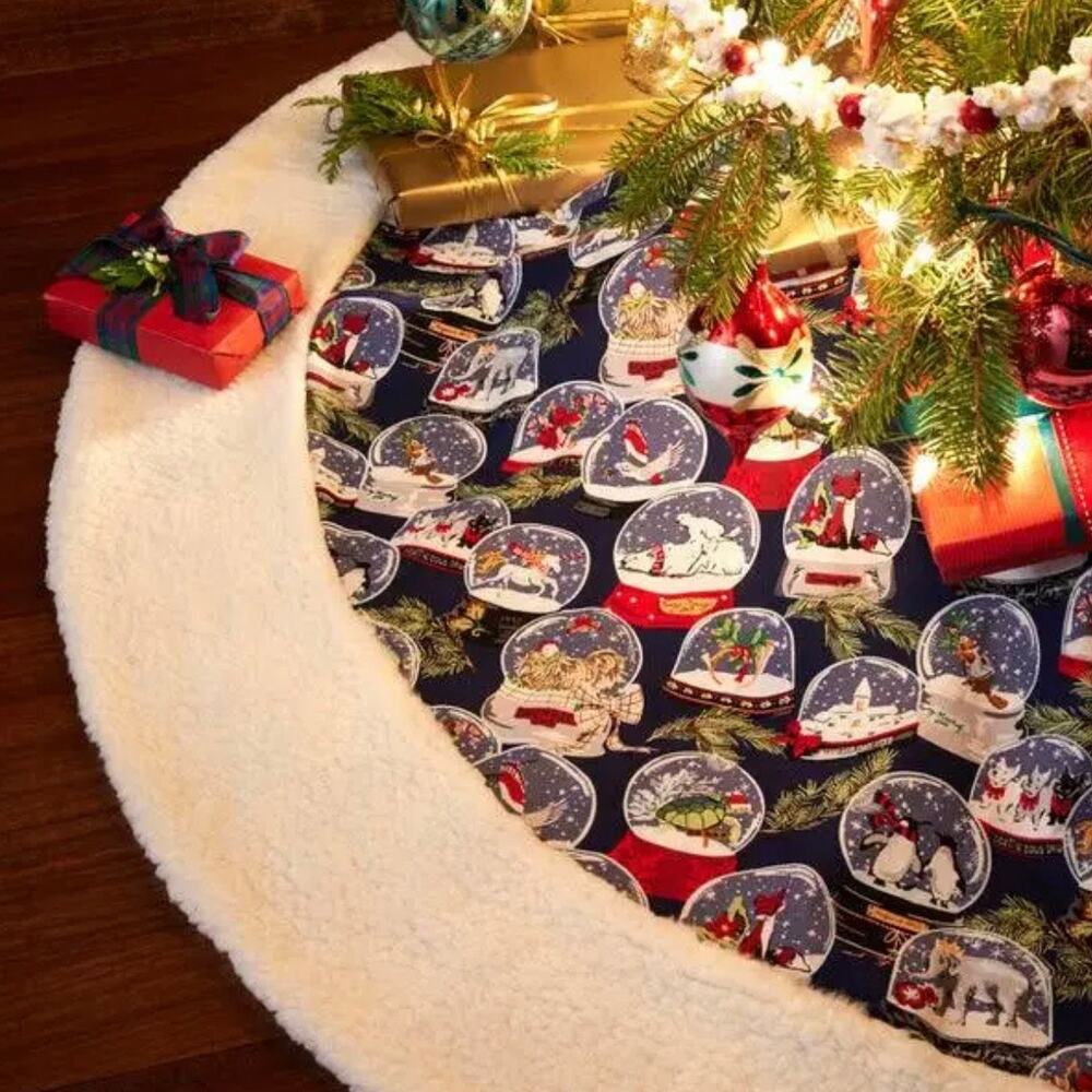 Vera Bradley 2022 Snow Globe 40 Years Tree Skirt NEW
